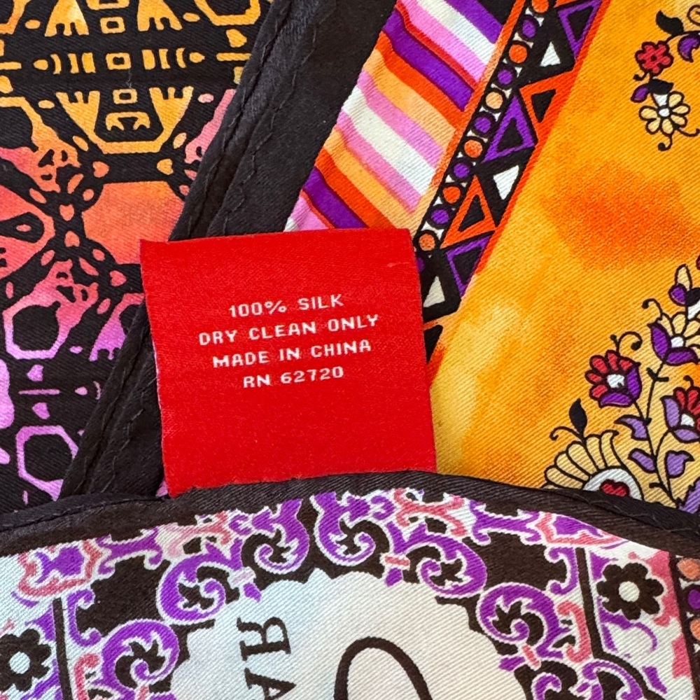 Oscar de la Renta Tote & Silk Scarf - Picture 15 of 15